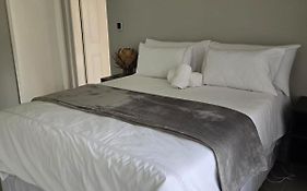 Airport Fresh Lodge